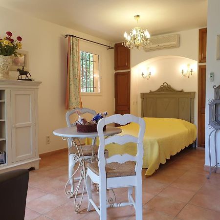 Residence A Merula Calvi  Exterior photo